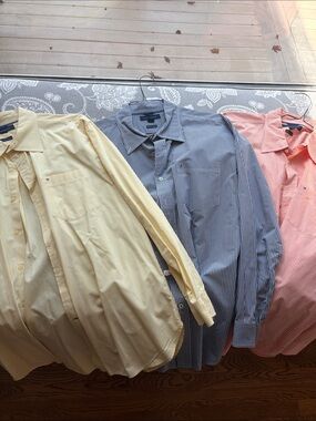 Bundle of 3 Tommy Hilfiger Men’s Button Downs
